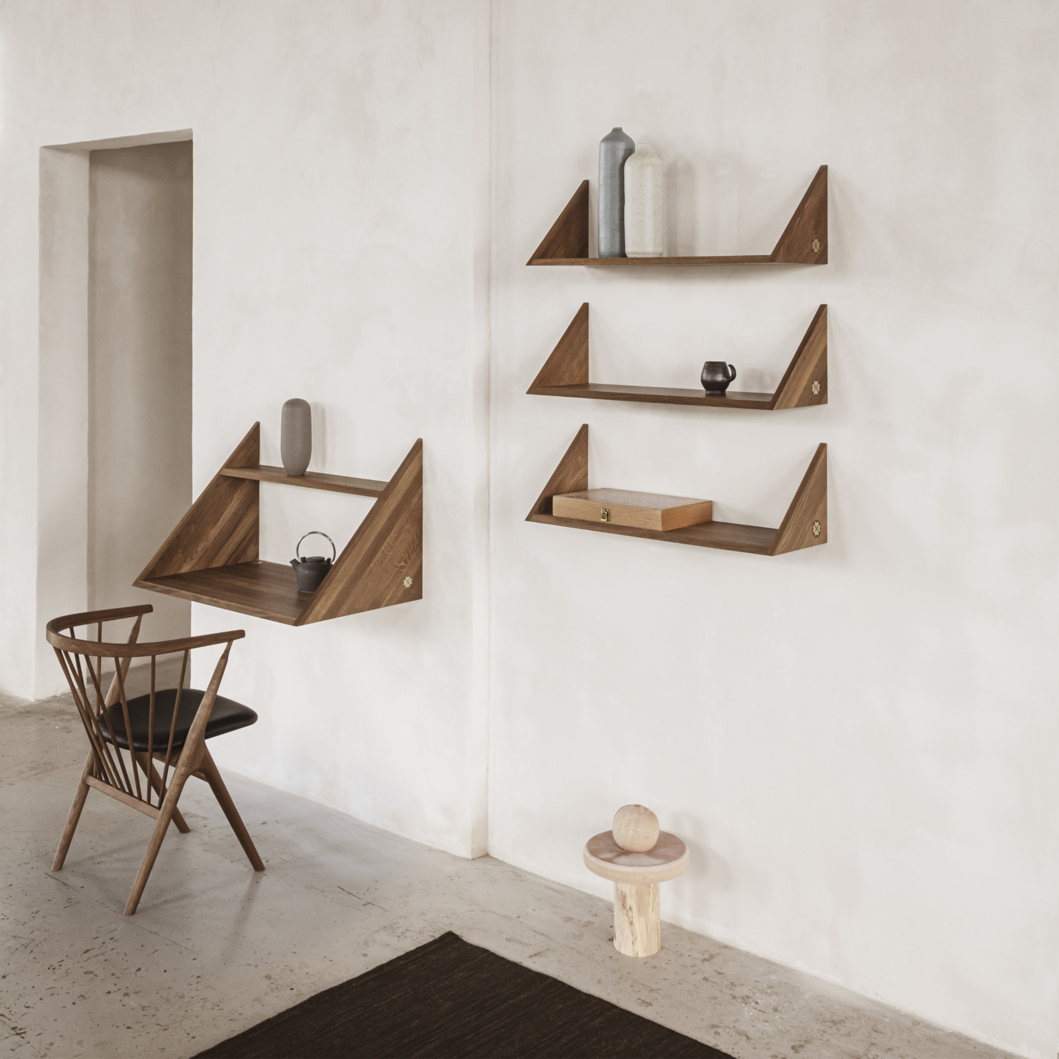 Xlibris Desk